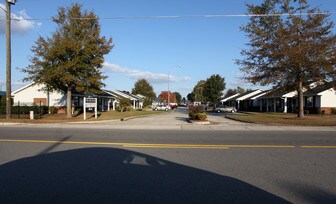 Four Oaks Village Apartments