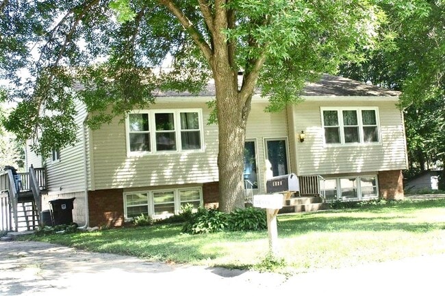 property at 1320-1322-1322 Delta Dr