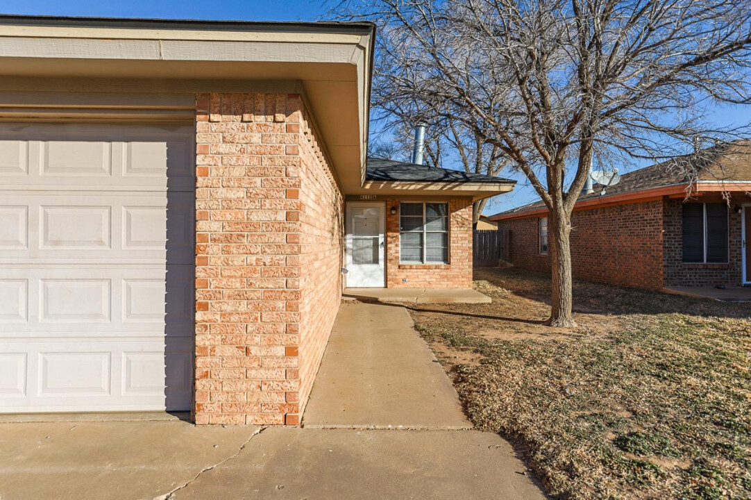 6112 38th St in Lubbock, TX - Building Photo