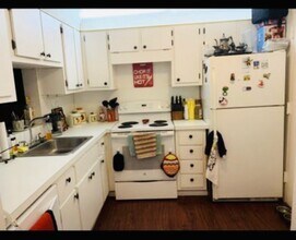 12035 NE 2nd Ave, Unit 320 in North Miami, FL - Building Photo - Building Photo