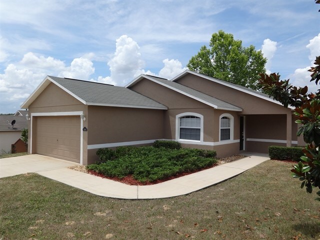 1354 Willow Crest Dr in Clermont, FL - Building Photo