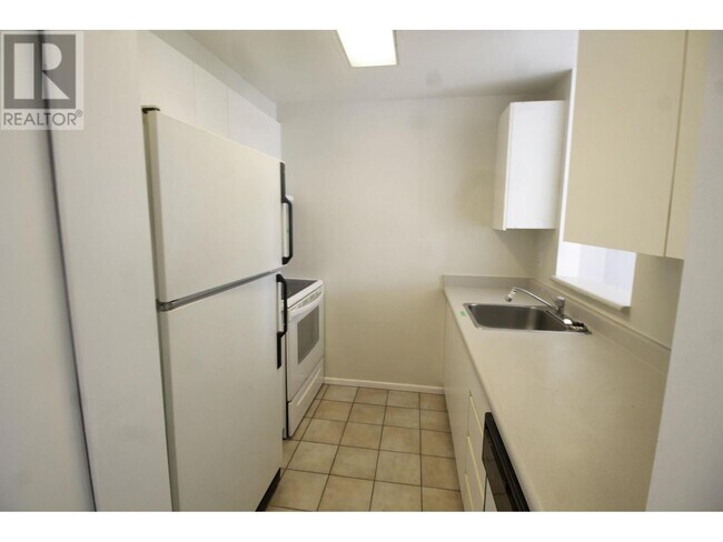 811-1811 Helmcken St in Vancouver, BC - Building Photo - Building Photo