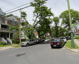 117 S Lake Ave in Albany, NY - Building Photo - Building Photo