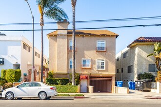 11525 Ohio Ave in Los Angeles, CA - Building Photo - Building Photo