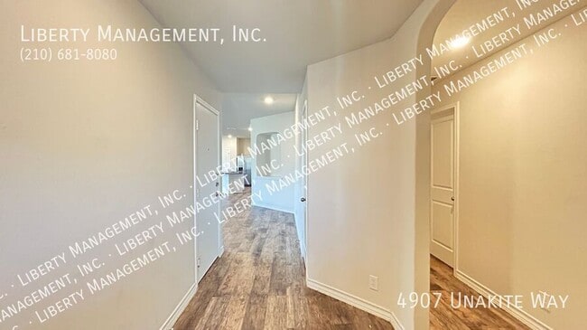 4907 Unakite Wy in San Antonio, TX - Building Photo - Building Photo