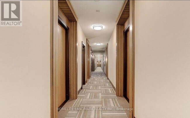 H-60 S Town Centre Blvd in Markham, ON - Building Photo - Building Photo