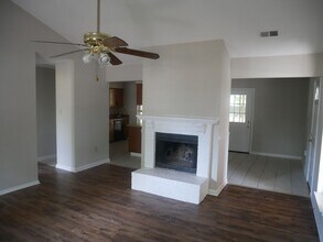 3530 Lakehurst Dr in Horn Lake, MS - Building Photo - Building Photo