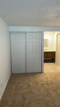 33305 Ryan Dr in Leesburg, FL - Foto de edificio - Building Photo