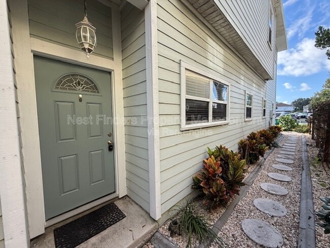 property at 885 6th Ave S