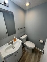 48 Apple Ln in Cincinnati, OH - Building Photo - Building Photo