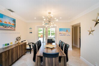 433 SE 3rd Terrace in Dania Beach, FL - Building Photo - Building Photo