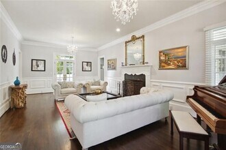 2760 Carmon on Wesley NW in Atlanta, GA - Building Photo - Building Photo