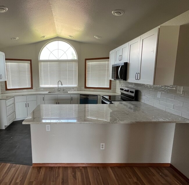 7667 W Prince St in Boise, ID - Building Photo - Building Photo
