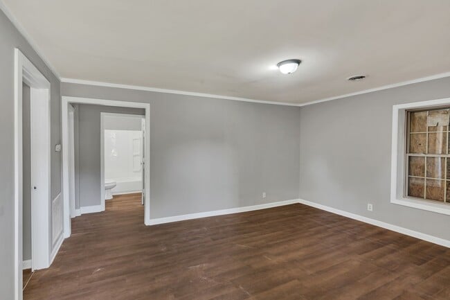 property at 3405 Gwen Dr