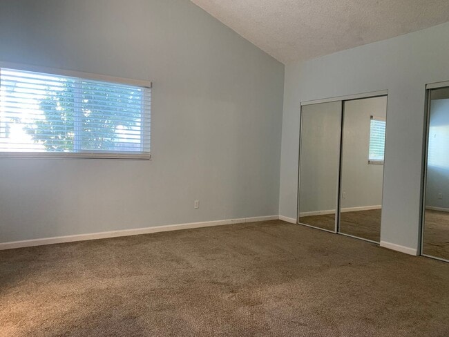 2373 Dawn Way in Fairfield, CA - Building Photo - Building Photo