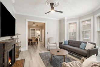 728 W Lovell St-Unit -#1 in Kalamazoo, MI - Building Photo - Building Photo