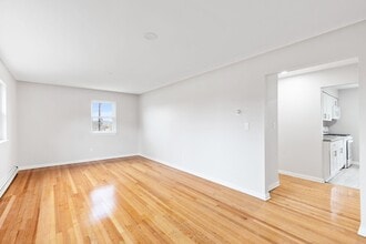 51 1st St in Hackensack, NJ - Building Photo - Building Photo