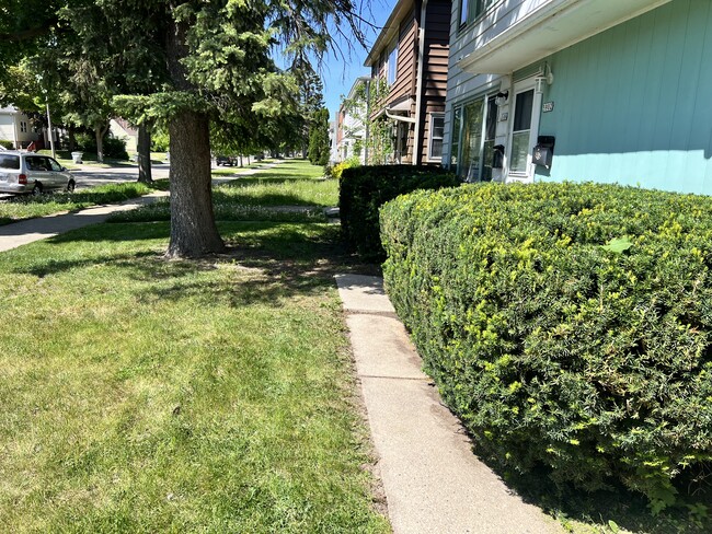 5902 N 37th St, Unit 5902 in Milwaukee, WI - Building Photo - Building Photo