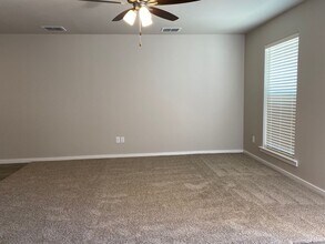 13807 Paris Ave in Lubbock, TX - Building Photo - Building Photo