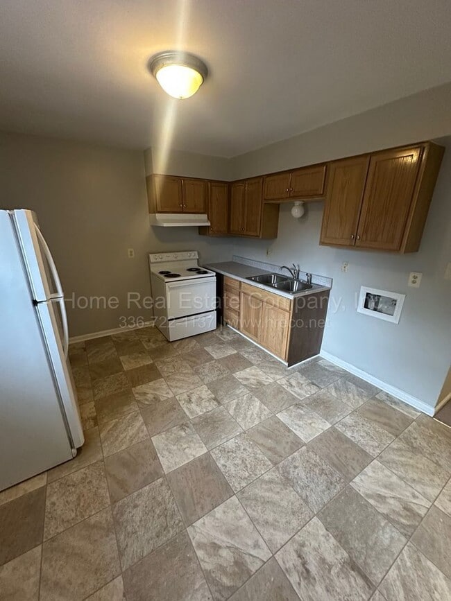 151 Westdale Ave NW in Winston-Salem, NC - Building Photo - Building Photo