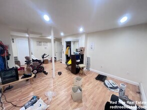 12 Dean Rd, Unit GA in Brookline, MA - Building Photo - Building Photo