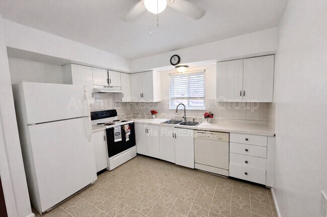 10065 Puttington Dr in St. Louis, MO - Building Photo - Building Photo