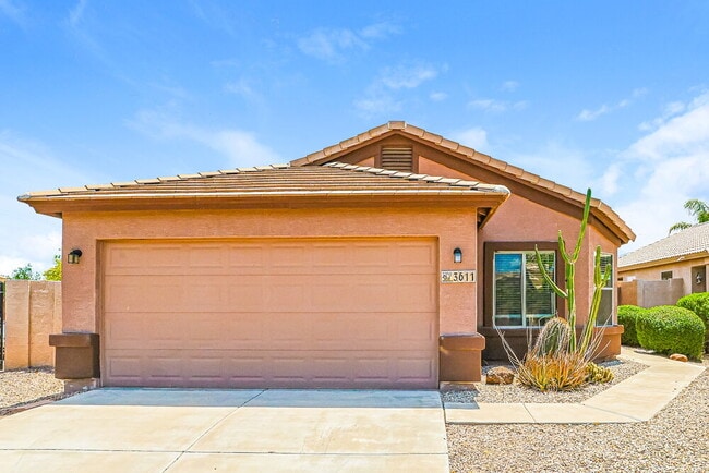 property at 3611 W Santa Cruz Ave