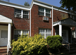 Patten Point Apartments in Long Branch, NJ - Foto de edificio - Building Photo