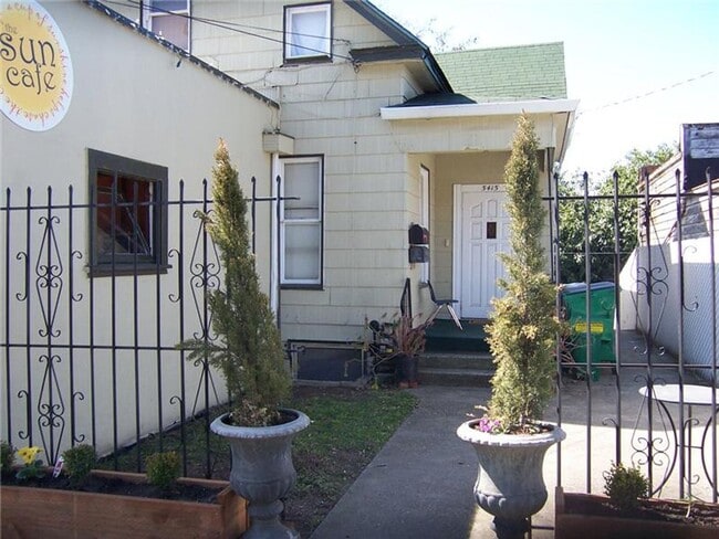 property at 5415 6th Ave NW