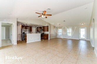 1155 NW 27th Pl in Cape Coral, FL - Building Photo - Building Photo
