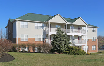 Aspen Pines in Wilder, KY - Building Photo - Building Photo