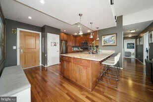 11700 Old Georgetown Rd in Rockville, MD - Building Photo