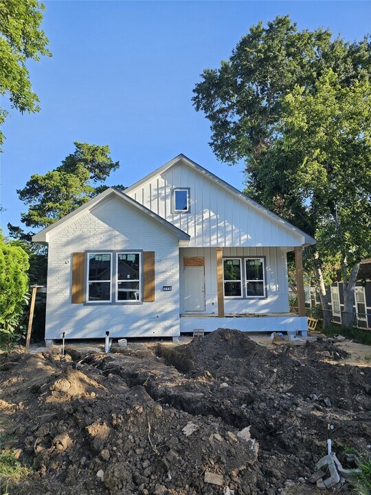 610 Lettie St in Richmond, TX - Building Photo