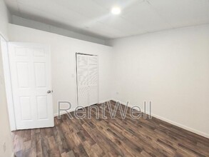 113 W Cedar St in Denver City, TX - Building Photo - Building Photo