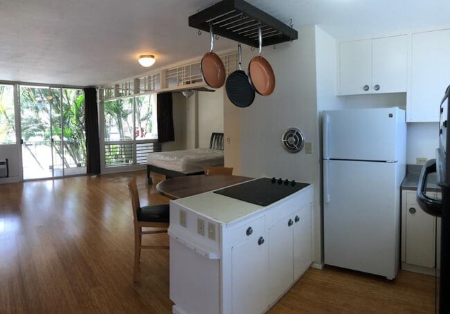 property at 1505 Kewalo St