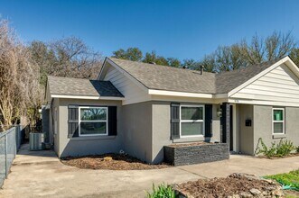 636 Schieme St in River Oaks, TX - Building Photo - Building Photo