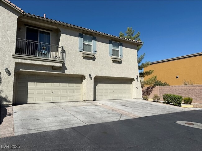 property at 4375 Braeburn Glen St