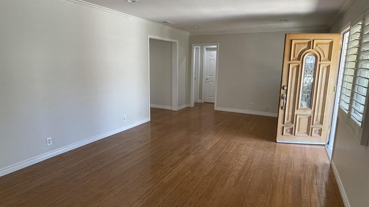 5138 W 141st St in Hawthorne, CA - Building Photo