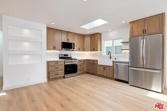 3431 Edgehill Dr in Los Angeles, CA - Building Photo - Building Photo