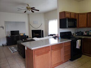 1823 N Park Ave, Unit #2 in Tucson, AZ - Foto de edificio - Building Photo
