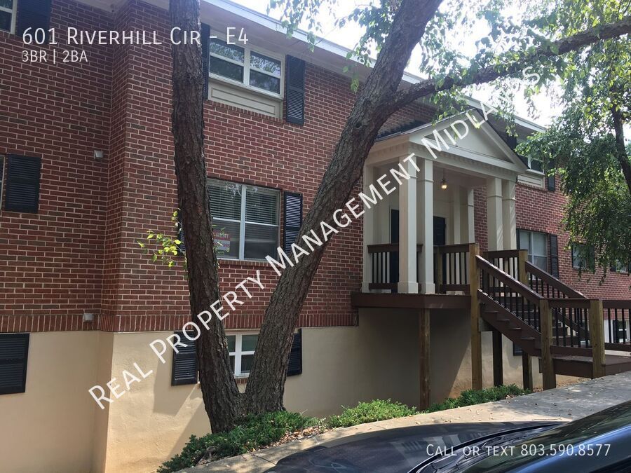 601 Riverhill Cir in Columbia, SC - Building Photo