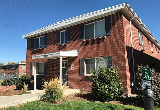 1260 Balsam St in Lakewood, CO - Building Photo - Building Photo