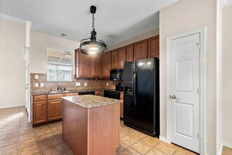 816 Sterling Creek Cir in Katy, TX - Building Photo - Building Photo