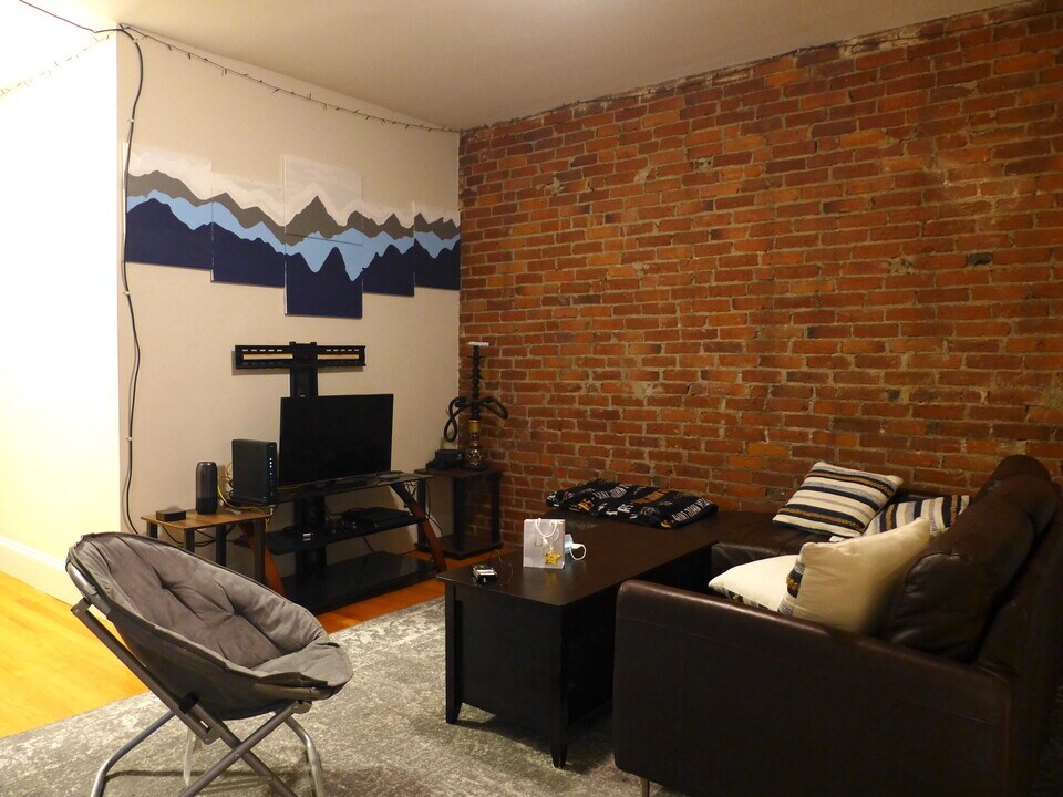 23 Parker Hill Ave, Unit 1 in Boston, MA - Foto de edificio