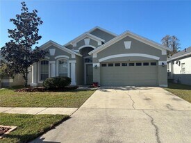 31318 Heatherstone Dr in Wesley Chapel, FL - Building Photo