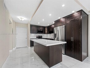 1800 NW 24th Ave in Miami, FL - Building Photo - Building Photo