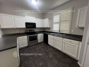 1006 S Colonial Ct in Gilbert, AZ - Building Photo - Building Photo