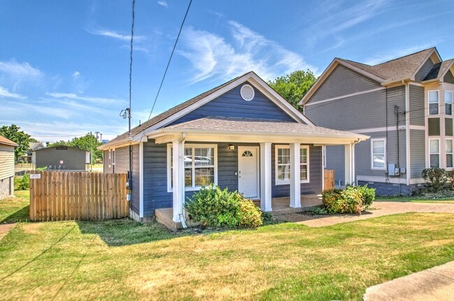 226 Treutland Ave in Nashville, TN - Foto de edificio - Building Photo