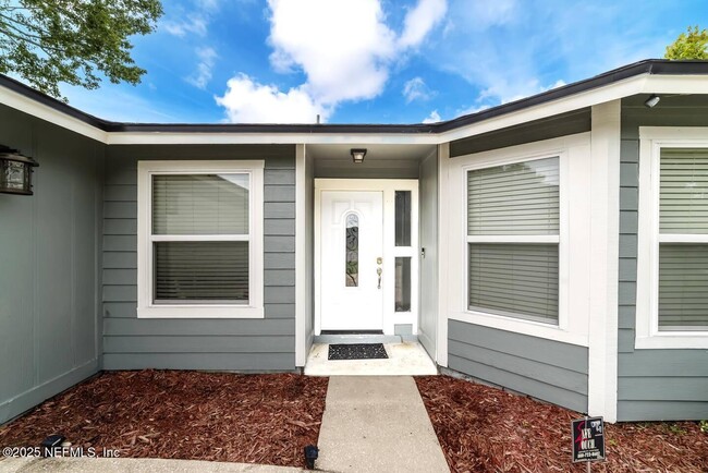 7119 Swamp Flower Dr in Jacksonville, FL - Building Photo - Building Photo