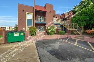 16602 N 25th St in Phoenix, AZ - Building Photo - Building Photo